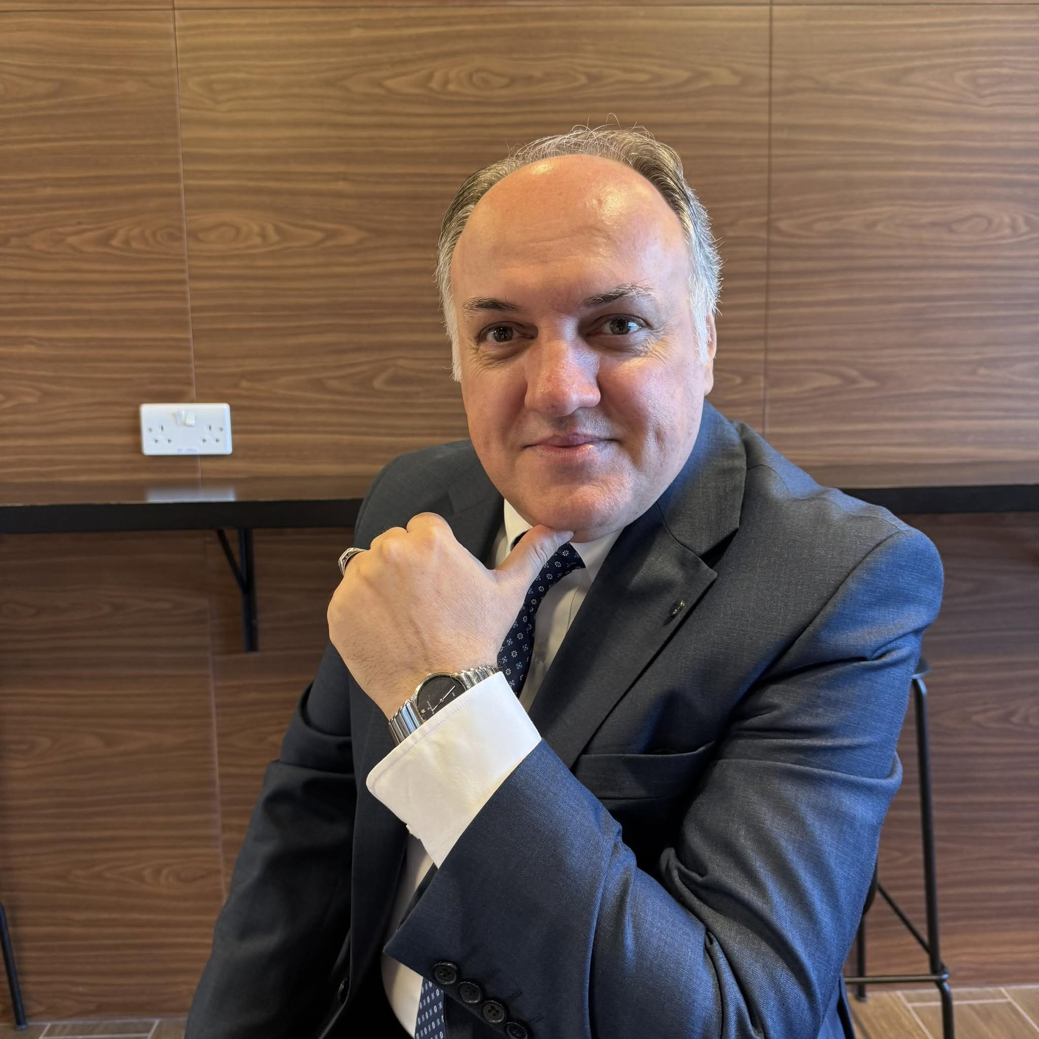 Professor Dr. Mesut Idriz